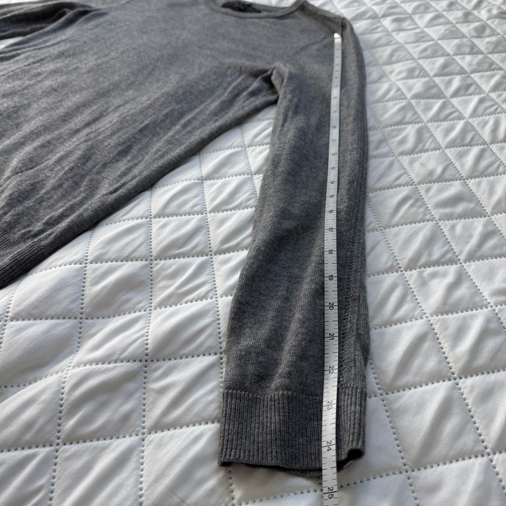 Rag & Bone Women’s Gray Wool Crewneck Sweater Size M Slim Fit - Picture 10 of 10